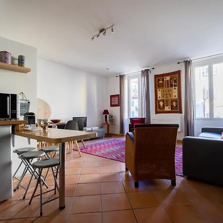 Segurane Apartman *
