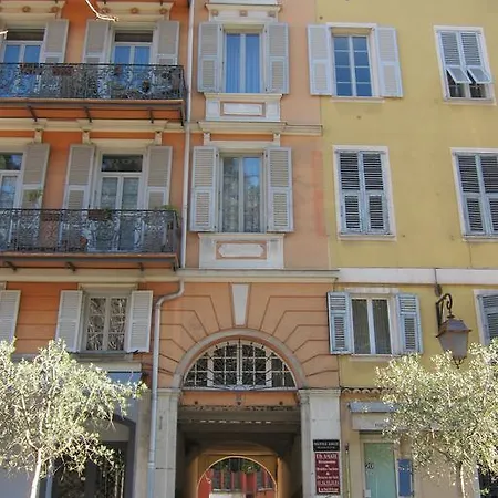 Apartment Segurane